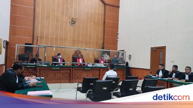 Mengemuka soal Sabu Sitaan Ditukar Tawas di Sidang AKBP Dody Prawiranegara