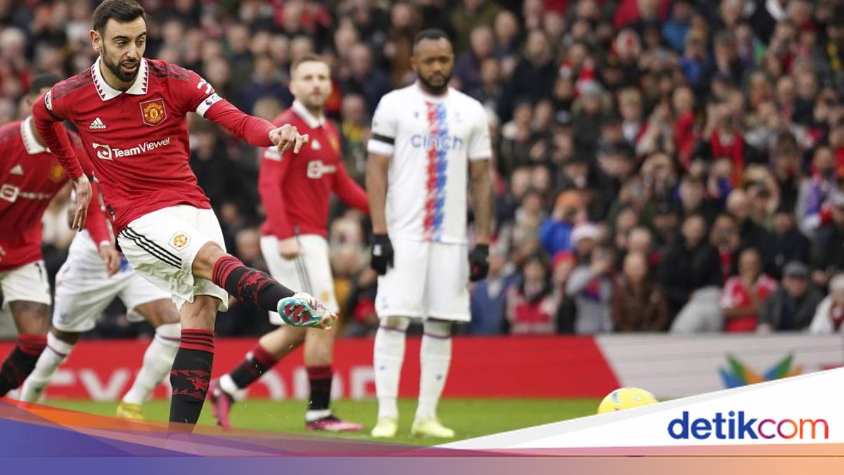 Saat Bruno Fernandes dan Wayne Rooney Saling Puji Teknik Penalti
