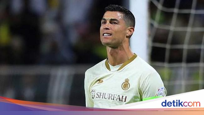 Pemain Al Nassr Jangan Kasih Bola ke Ronaldo Terus!