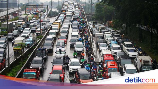 Kemenkeu Sebut Macet di Jakarta Tanda Ekonomi Menggeliat, Faktanya?