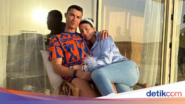 Ronaldo Disebut Muak dengan Kesombongan Georgina Rodriguez