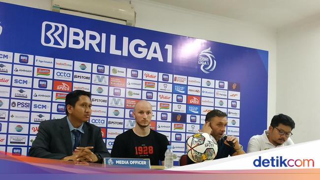 Kemenangan Persija Berbau Diving Dan Gol Offside Ini Kata Doll Kemenangan Persija Berbau Diving Dan Gol Offside Ini Kata Doll