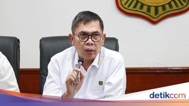 Jampidum Kejagung Fadil Zumhana Sempat Dirawat 2 Bulan di RS Sebelum Wafat