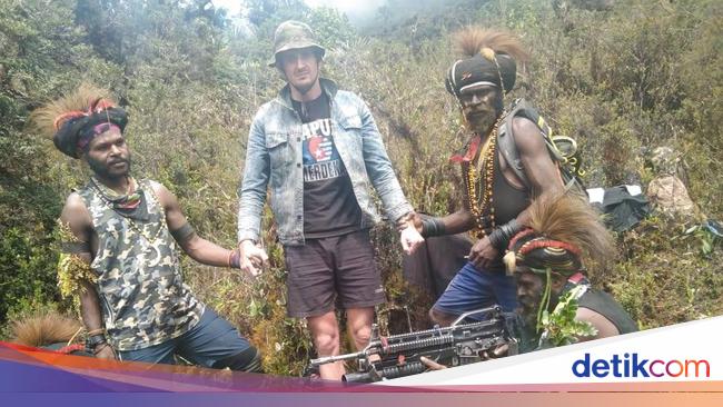 Dewan Gereja Papua Kirim Surat Terbuka, Minta KKB Bebaskan Pilot Susi Air!