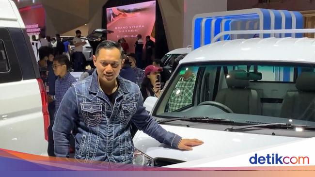 AHY Jajal Mobil Esemka, Begini Komentar Gun Romli