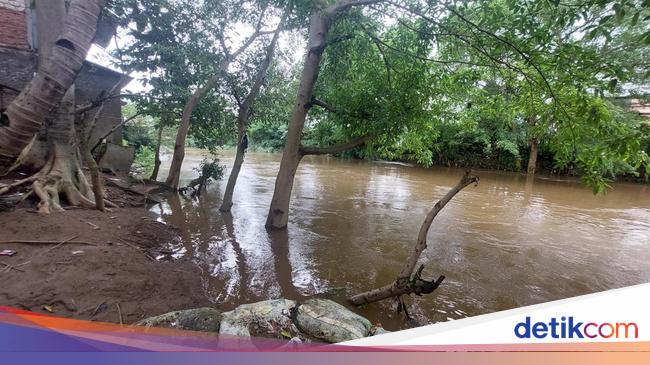 Langganan Banjir Bikin Warga Cawang Hafal Asal Air Dari Mana