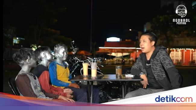 Pablo Benua Kesal Lihat Manusia Silver Dipaksa Cari Uang Buat Orang Tua