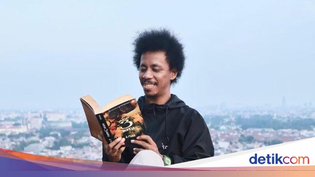 Lagu Komang dari Raim Laode Pecahkan Rekor Spotify