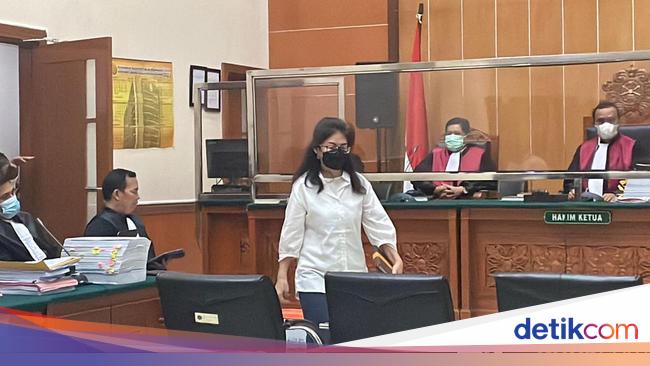 Istri Siri hingga Bareng Irjen Teddy ke Pabrik Sabu Taiwan