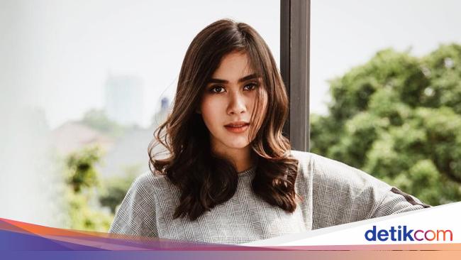 Dituding Selingkuh dengan Suami Orang, Syahnaz Lakukan Ini di Instagram