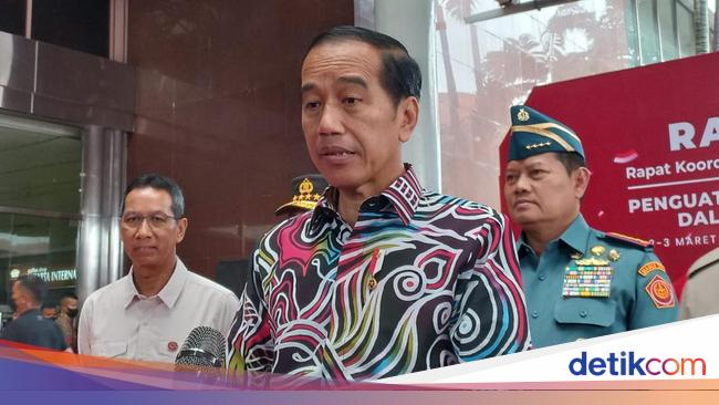 Jokowi Minta Evakuasi-Penanganan Korban Kebakaran Depo Plumpang Diutamakan