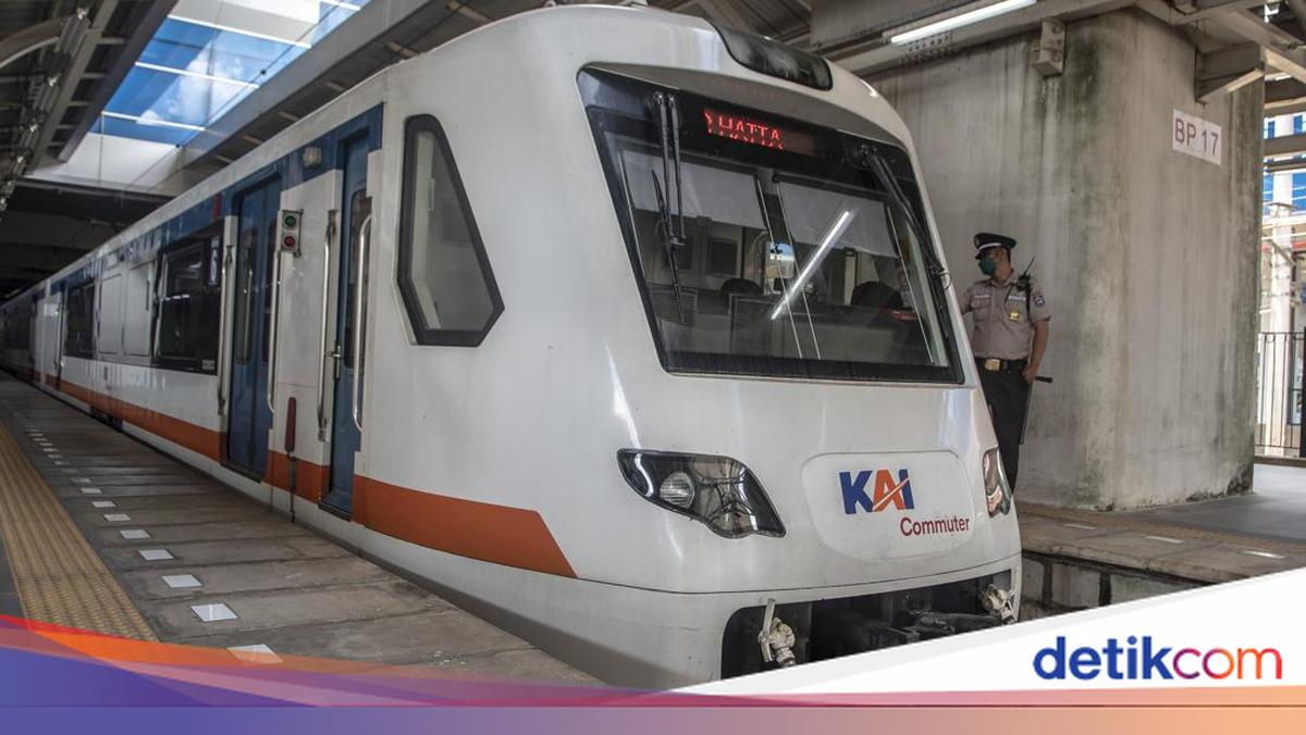Kereta Bandara Alami Gangguan, Perjalanan KRL Manggarai-Tn Abang Terganggu