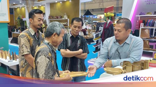 Antam Ajak Mitra Binaan Mejeng di Pameran Inacraft & Indogreen Expo