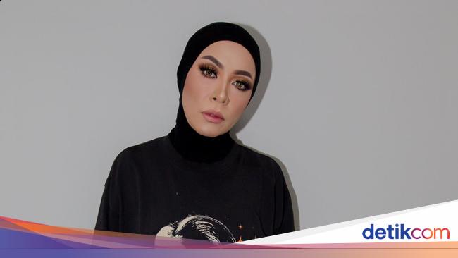 Melly Goeslaw Dihujat Netizen Gegara Salah Pilih Filter