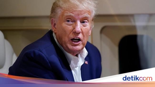 Menanti Trump Menyerahkan Diri