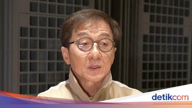 Tangis Jackie Chan Tak Punya Penerus