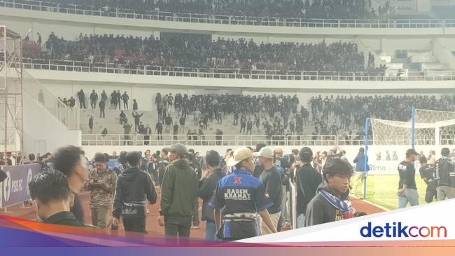 PSIS Vs PSS Ricuh, Laskar Mahesa Jenar Harap Tak Disanksi Berat