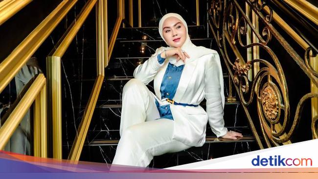 Ade Fitrie Kirana Curhat Bahaya Prostistusi Anak di Medsos