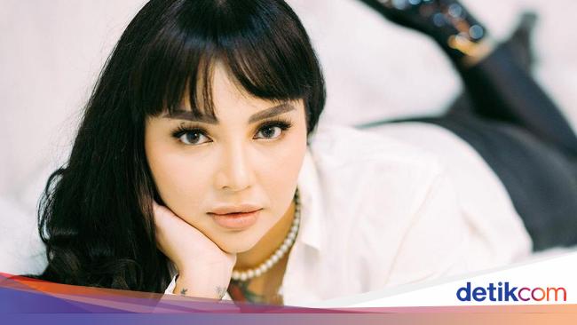 Demi Kebaikan Bersama, Nadia Christina Kurangi Konten Vulgar saat Ramadan