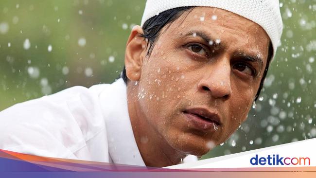 Shah Rukh Khan Ungkap Momen Pertama Salat