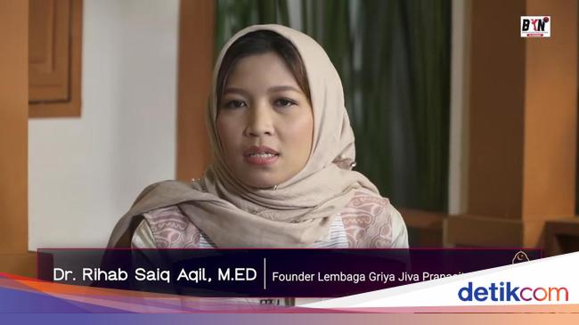 Kata Ustazah: Boleh Bersedih, Jangan Berlarut-larut