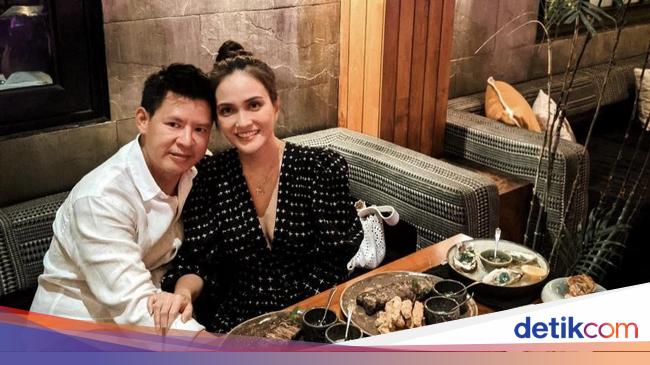 Shandy Aulia dan David Herbowo Tetap Asuh Anak Bersama