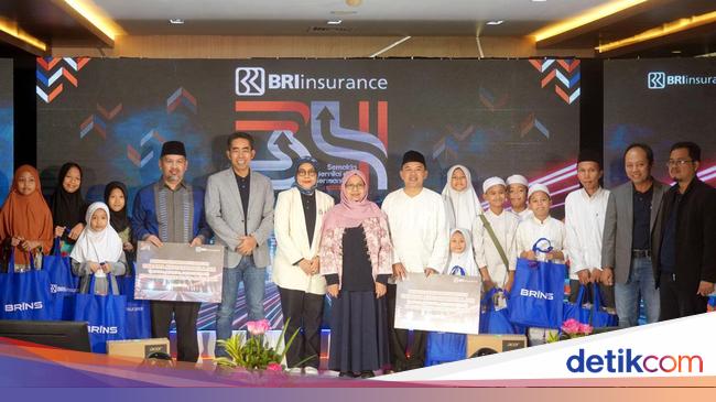 HUT Ke-34, BRI Insurance Salurkan Zakat ke BAZNAS dan Bantuan CSR