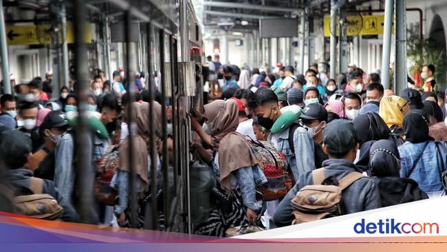 362 Ribu Pemudik Berangkat dari Stasiun Gambir dan Senen hingga H-1 Lebaran