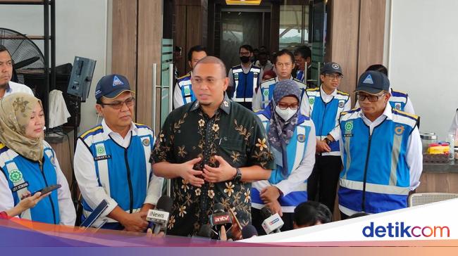 Sidak Tol Japek, Andre Rosiade Apresiasi Jasa Marga-Polri Hadapi Mudik