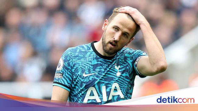 Kane Belum Pernah Juara, Spurs Sudah Rencana Bikinkan Patung