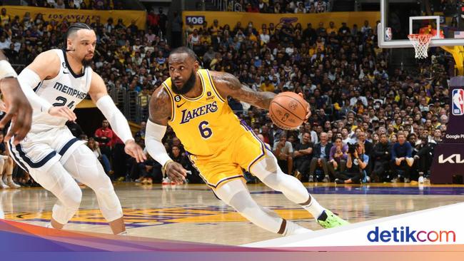 Lakers Menang Dramatis Atas Grizzlies di Gim Keempat