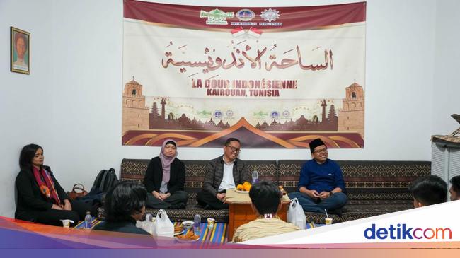 Dubes Zuhairi Blusukan ke Mahasiswa Indonesia di Kairouan Tunisia