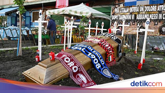 Napoli di Ambang Scudetto, Kuburan Tim Lawan Sudah Siap Nih!