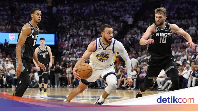 Curry 50 Poin, Warriors Tekuk Kings untuk Jumpa Lakers