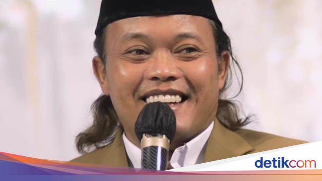 Dear Sule... Kok Lari Sih Ditanya Lamaran Rizky Febian dengan Mahalini?