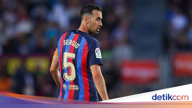 Busquets di Antara Messi dan Ronaldo