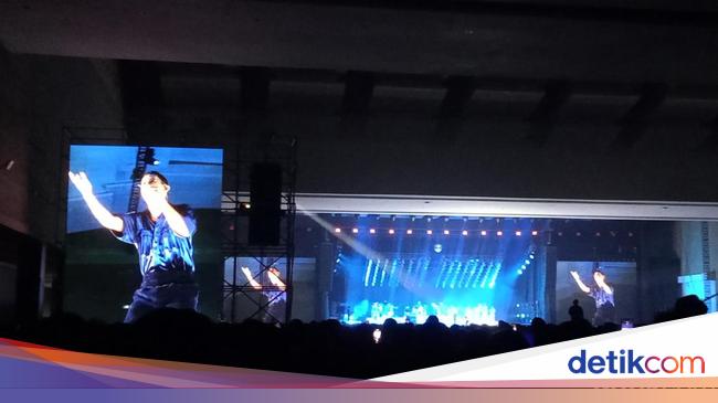 Konser 20 Tahun Maliq & D'Essentials Pecah, Penonton Histeris!