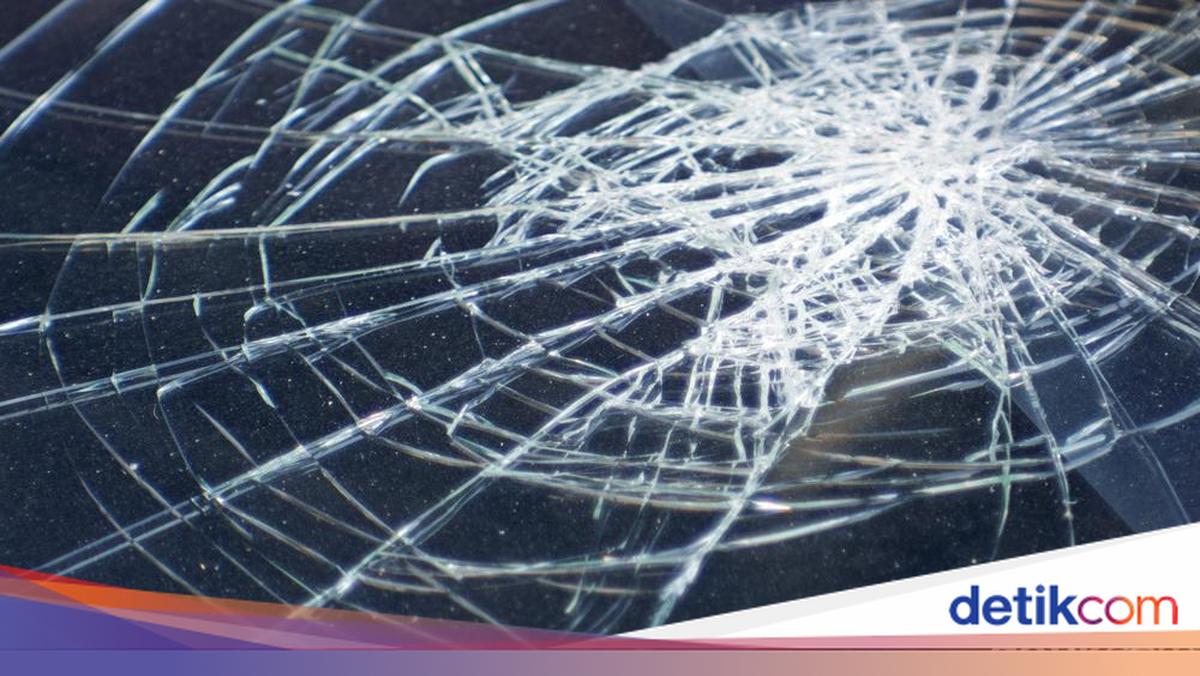 Kecelakaan Beruntun Terjadi Tol Jakarta-Tangerang Arah Tomang