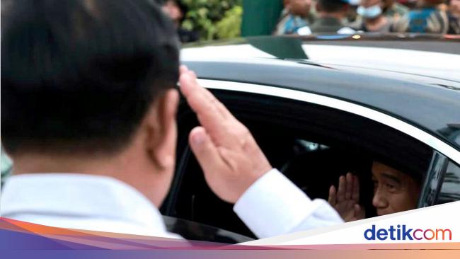 Prabowo Unggah Momen Hormat ke Jokowi Usai Acara Tanam Mangrove