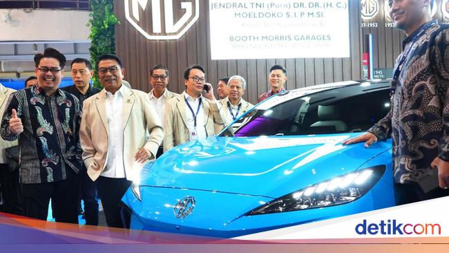 MG Pamer Mobil Listrik di Depan Moeldoko, Klaim Dipesan Konsumen Sebanyak 1.200 Unit