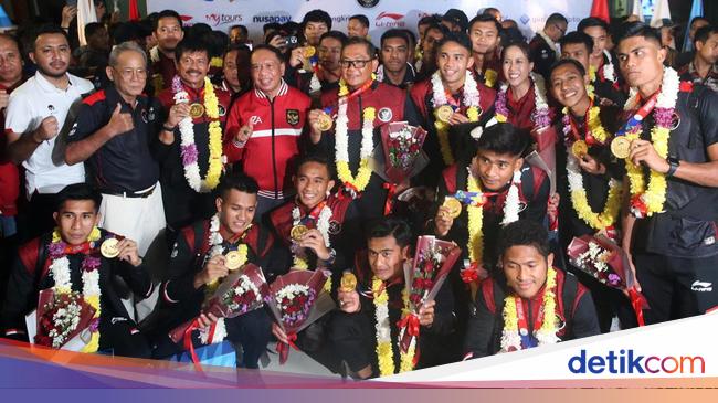 Timnas Indonesia U 22 Tiba Di Tanah Air