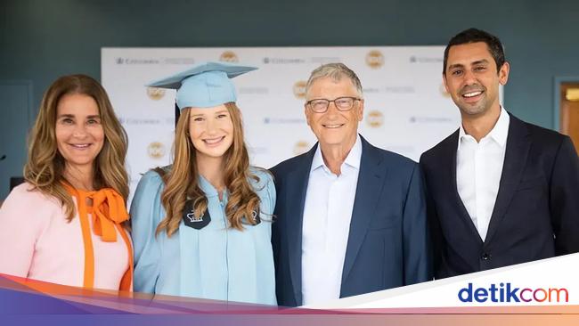 Bill Gates dan Melinda Reuni di Wisuda S2 Anaknya