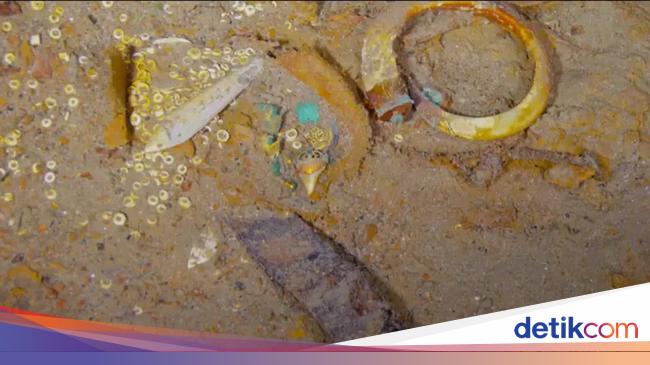 Kalung Misterius Ditemukan di Bangkai Kapal Titanic