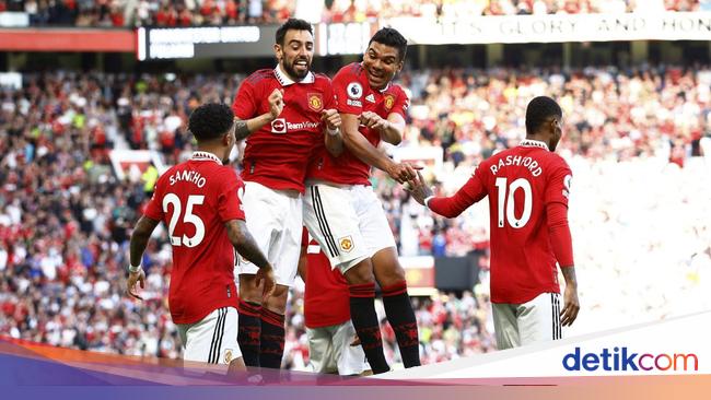 MU Bisa Menantang Man City Musim Depan, Asalkan...