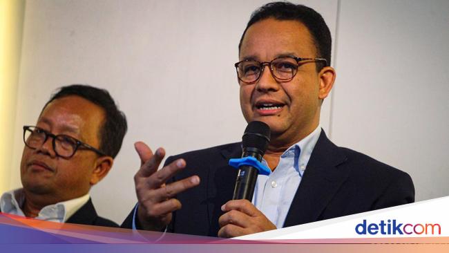 Perang Terbuka Adian ke Anies