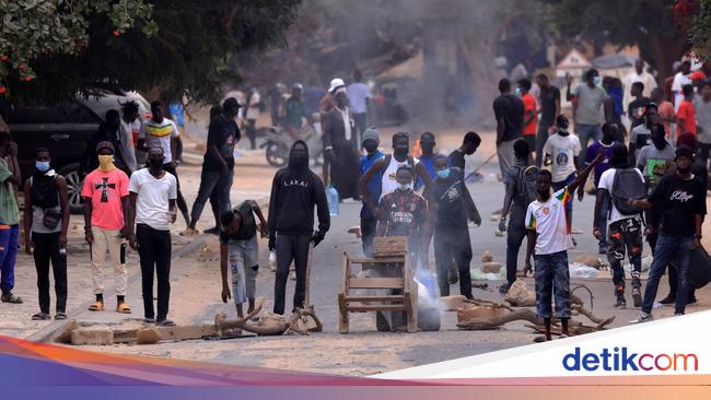 Kericuhan Mematikan Terjadi di Senegal Usai Pilpres Ditunda, Tiga Jiwa Melayang