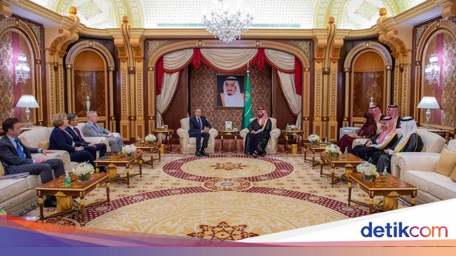 Menlu AS Kunjungi Arab Saudi untuk Normalisasi Bilateral