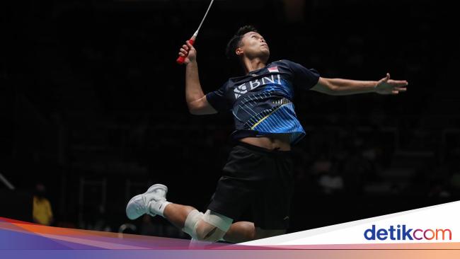 Ginting Berebut Trofi Lawan Antonsen