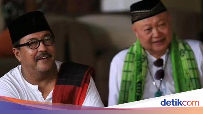 Perjalanan Spiritual Salman Al Farisi Pemeran Ahong di Si Doel Anak Sekolahan