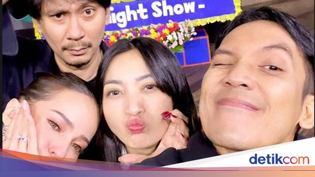 Reaksi Teman Dekat Bikin Netizen Yakin Enzy Storia Bakal Pindah ke Amerika